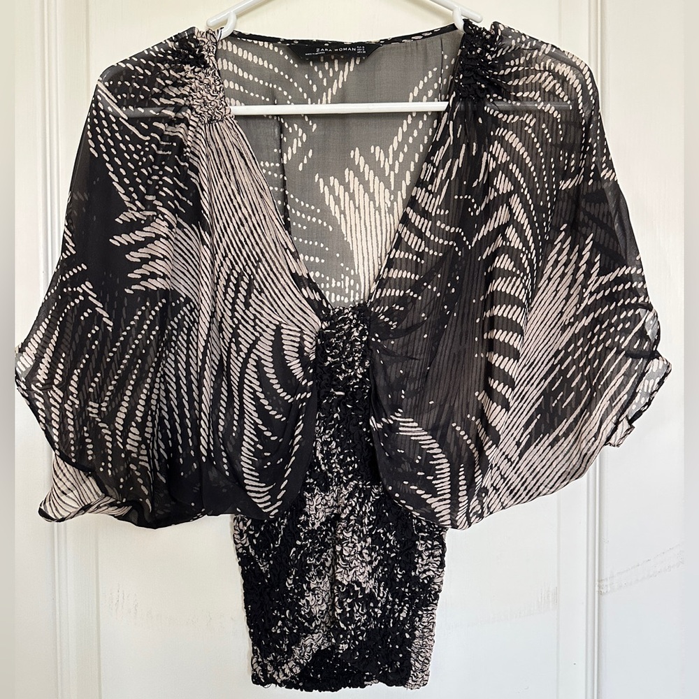 Zara Elegant Black and White Women's Top - Size S